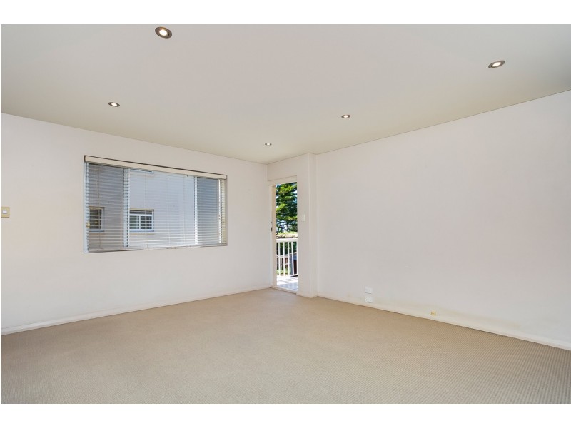 8/37 Seabeach Avenue, Mona Vale NSW 2103