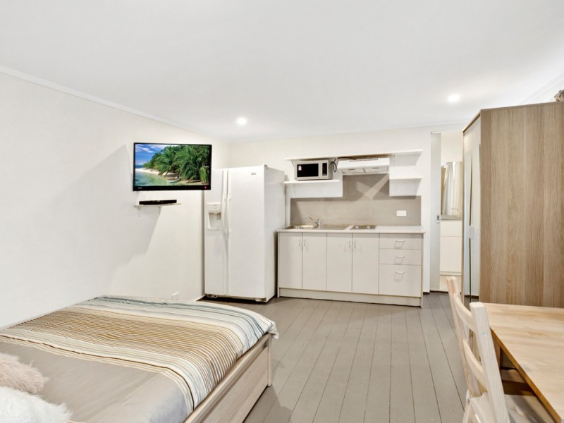 Flat 1/102 Barrenjoey Road, Mona Vale NSW 2103