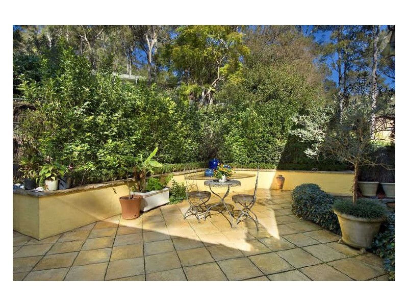 11 Loquat Valley Road, Bayview NSW 2104