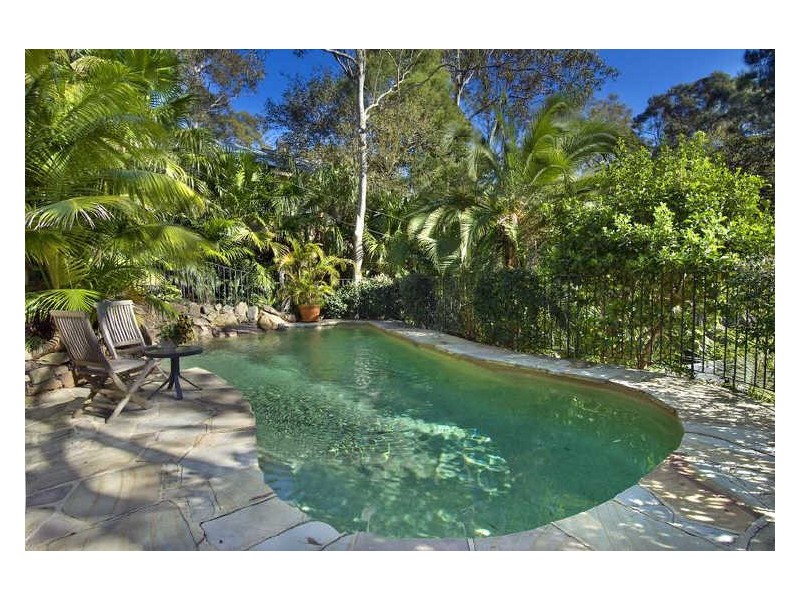 11 Loquat Valley Road, Bayview NSW 2104