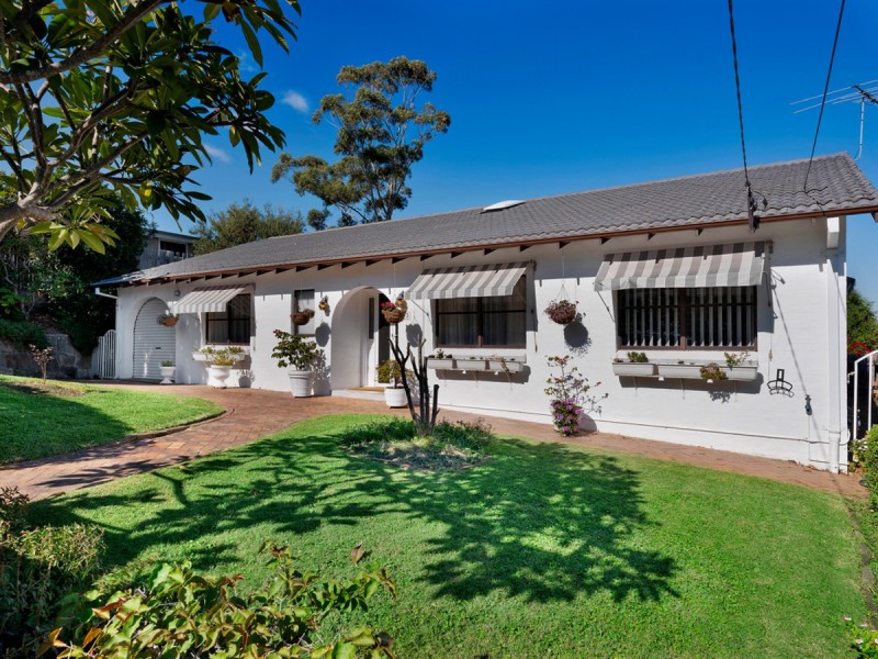 33 Emma Street, Mona Vale NSW 2103