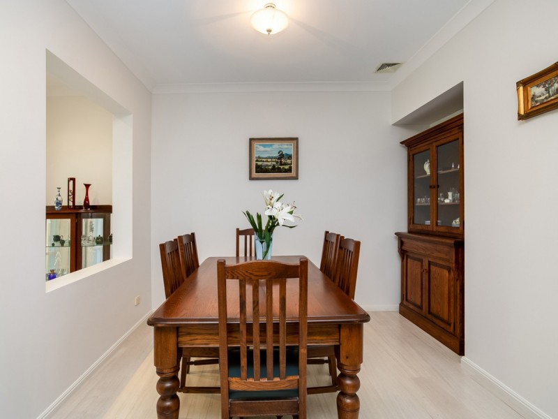 24 Honeyeater Grove, Warriewood NSW 2102