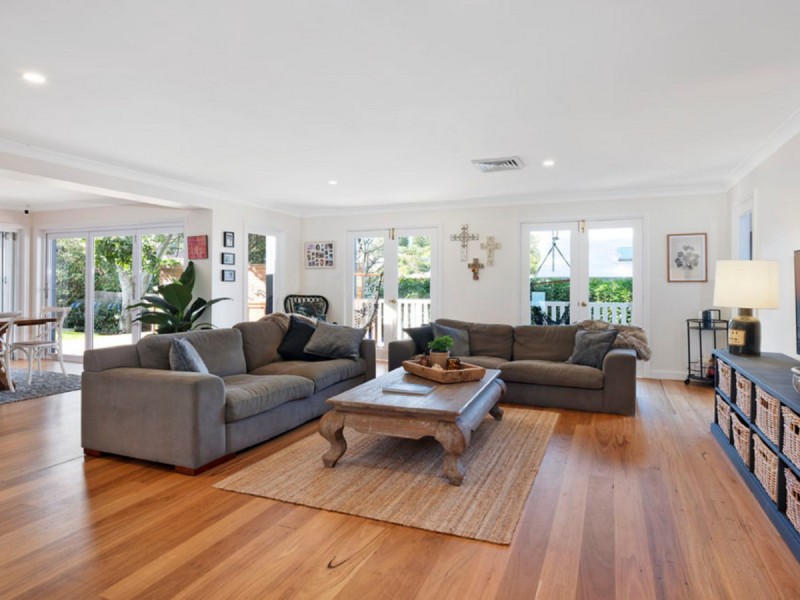 44A Bassett Street East, Mona Vale NSW 2103