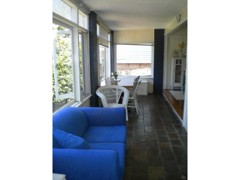 125 Barrenjoey Road, Mona Vale NSW 2103