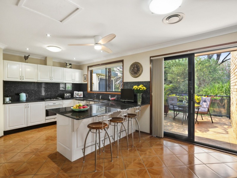 13 Dickson Place, Warriewood NSW 2102