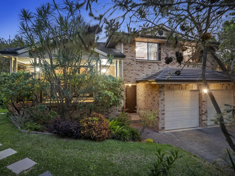 13 Dickson Place, Warriewood NSW 2102