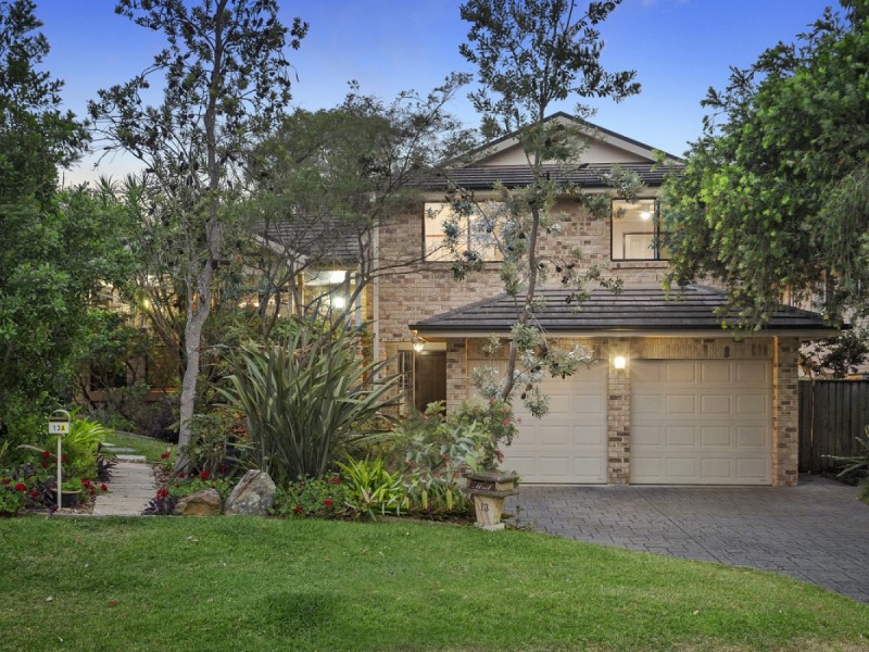 13 Dickson Place, Warriewood NSW 2102
