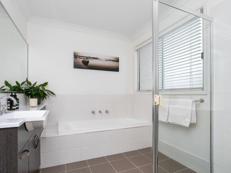 32 Watergum Drive, Warriewood NSW 2102