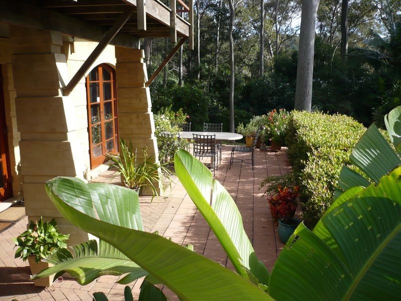 14 Quarter Sessions Road, Church Point NSW 2105