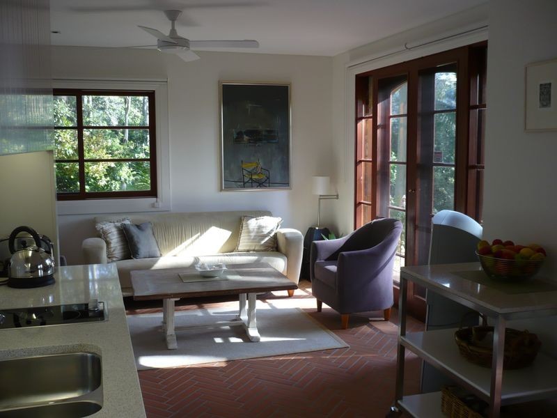 14 Quarter Sessions Road, Church Point NSW 2105