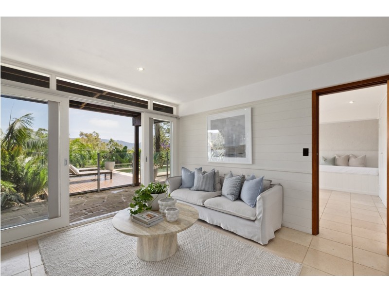 9 McCarrs Creek Road, Church Point NSW 2105