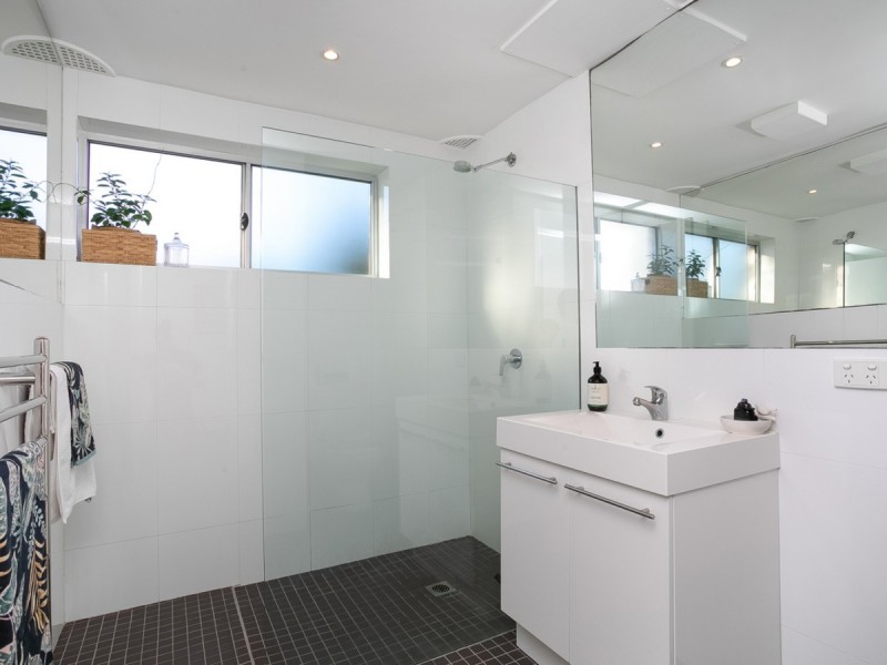 1/55-57 Darley Street, Mona Vale NSW 2103