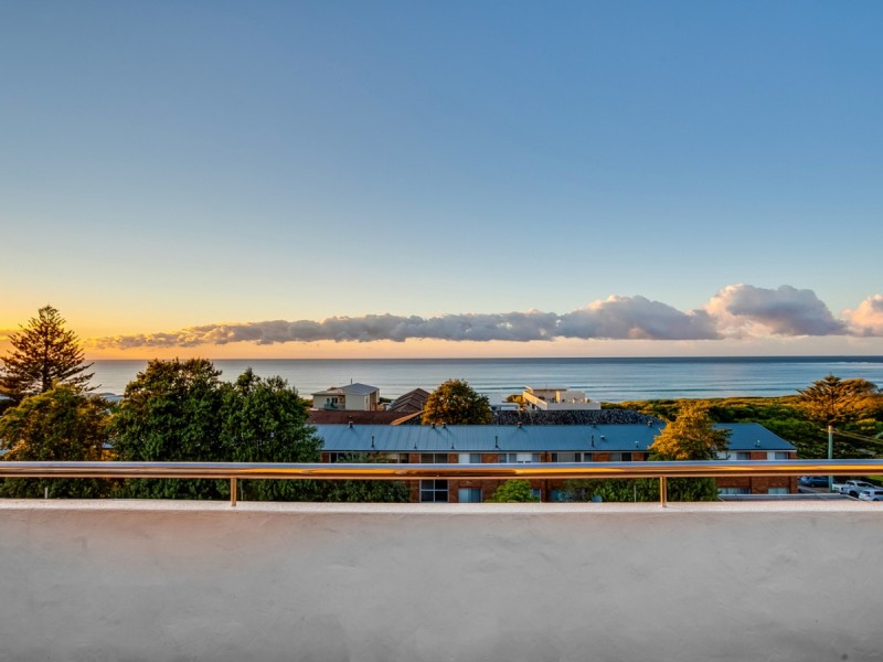 12/48 Golf Avenue, Mona Vale NSW 2103