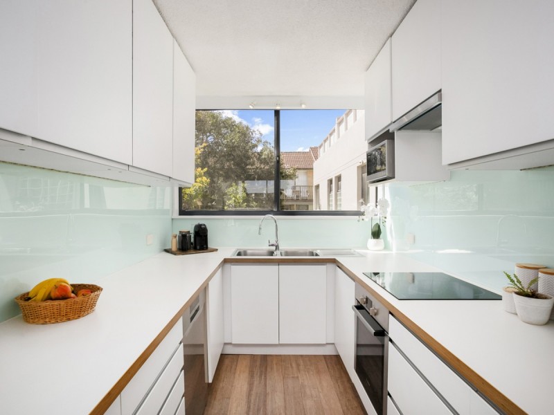 1/60 Golf Avenue, Mona Vale NSW 2103