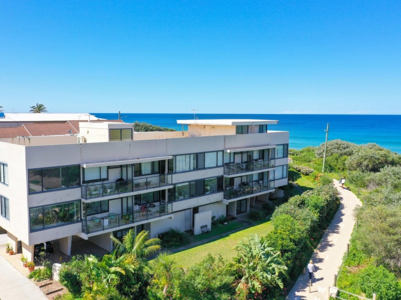 1/60 Golf Avenue, Mona Vale NSW 2103