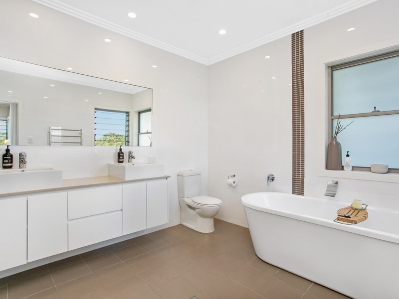 74 Cabbage Tree Road, Bayview NSW 2104