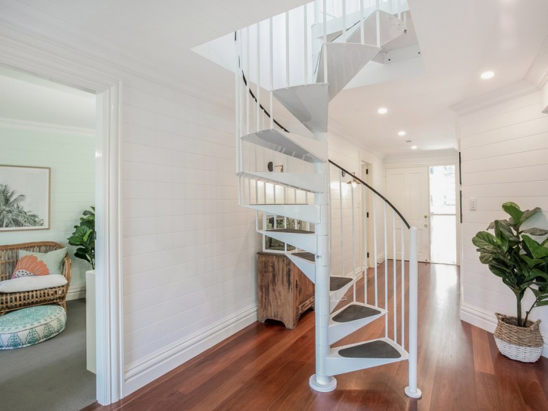 6 Jacquelene Close, Bayview NSW 2104