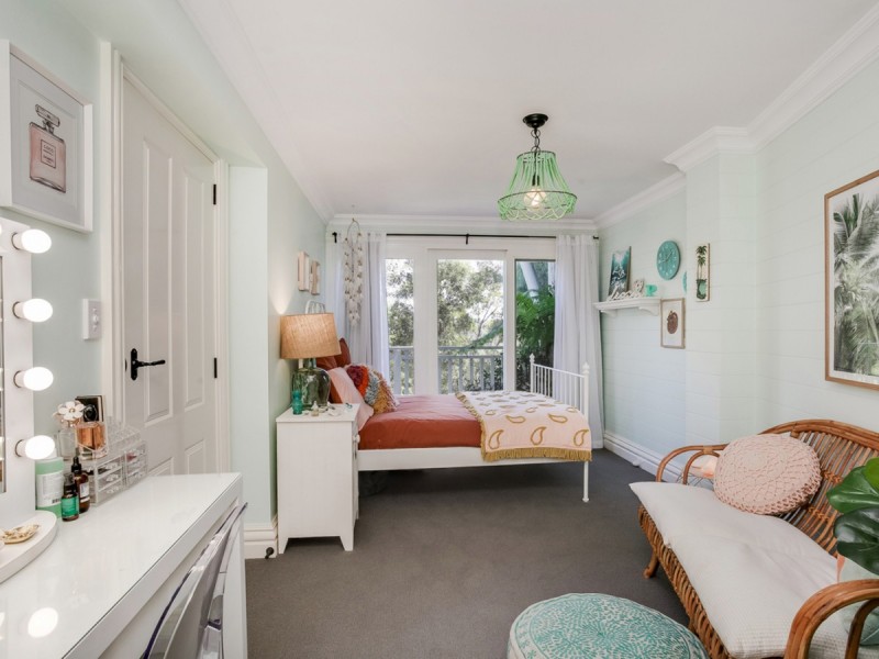 6 Jacquelene Close, Bayview NSW 2104