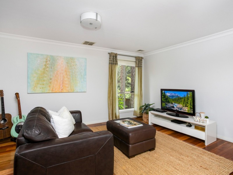 24 Whipbird Circuit, Mona Vale NSW 2103