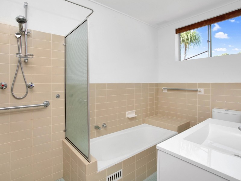 47 Arnott Crescent, Warriewood NSW 2102