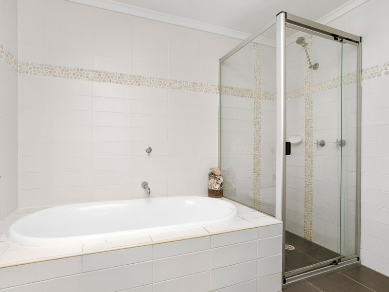 8/4-6 Fantail Avenue, Warriewood NSW 2102