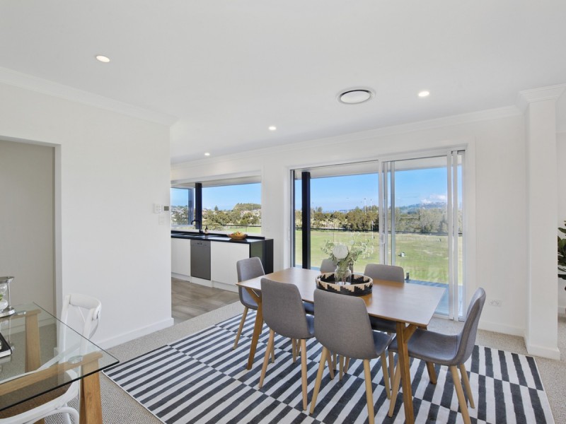 21 Arnott Crescent, Warriewood NSW 2102