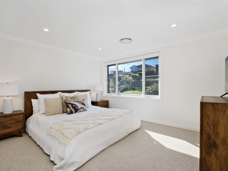 21 Arnott Crescent, Warriewood NSW 2102