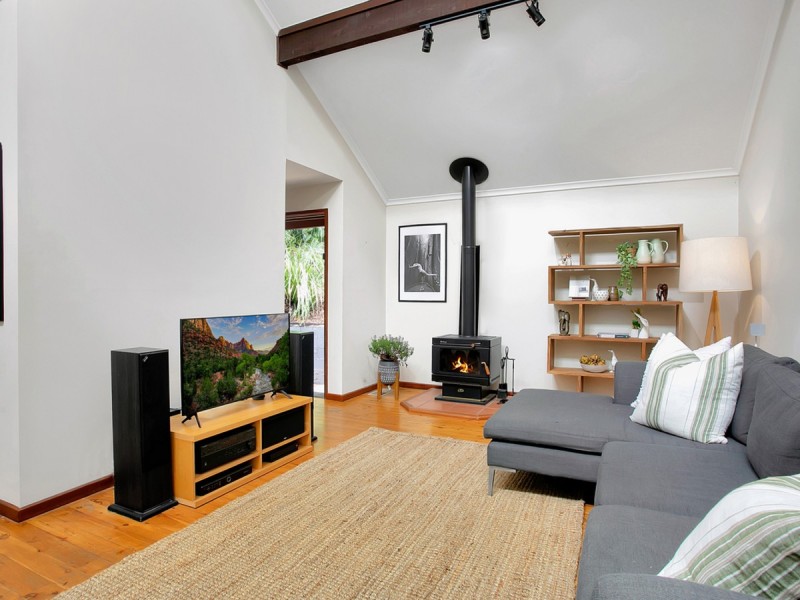 43 Tatiara Crescent, North Narrabeen NSW 2101