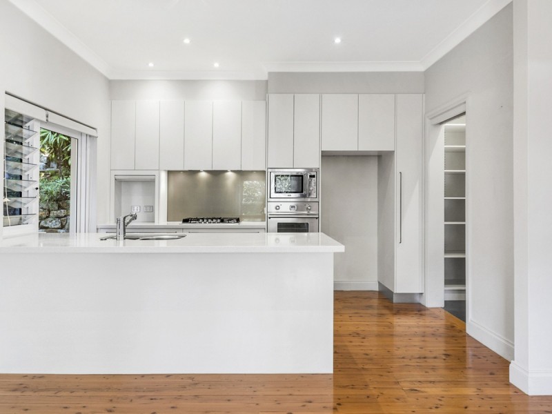 37 Kananook Avenue, Bayview NSW 2104