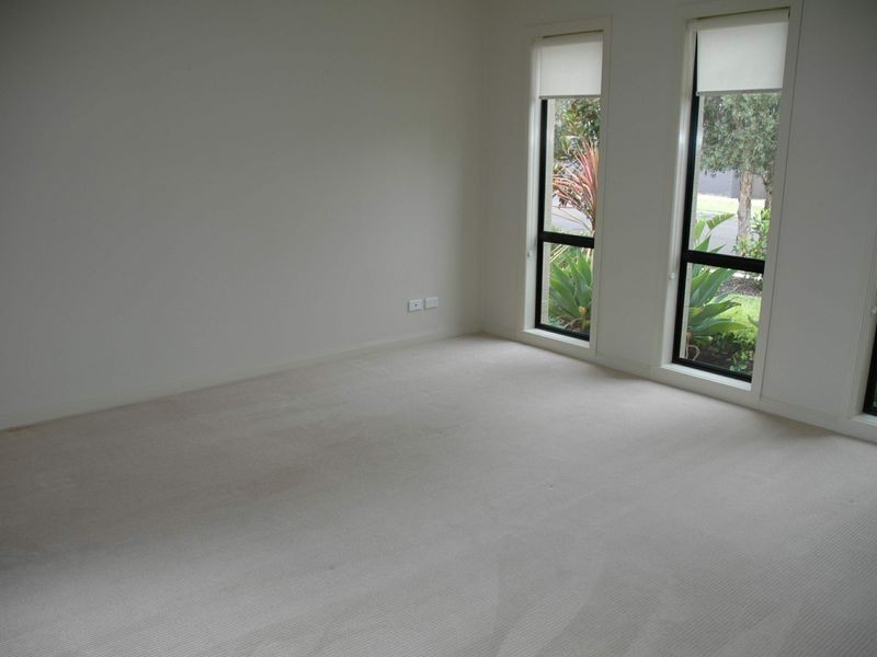 41 Kingfisher Way, Warriewood NSW 2102