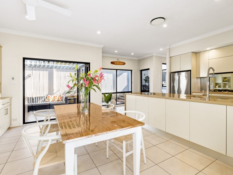 12 Shearwater Drive, Warriewood NSW 2102