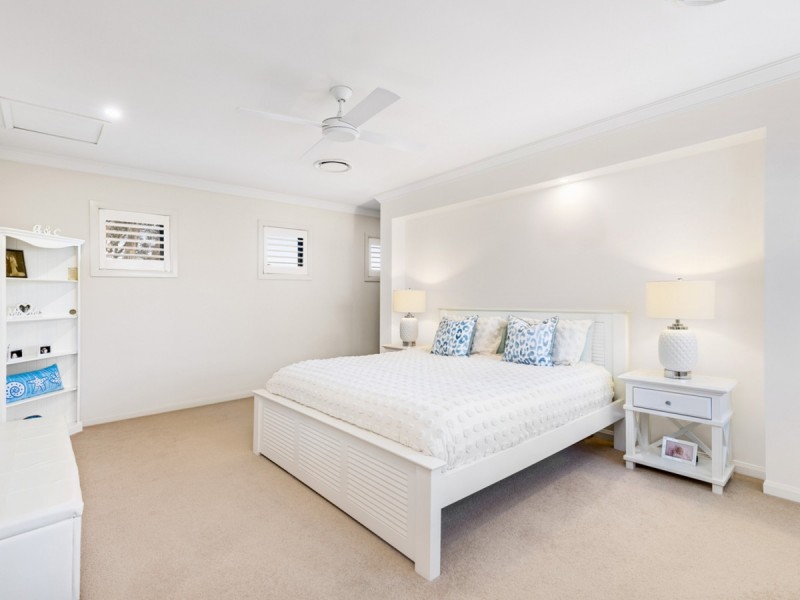 12 Shearwater Drive, Warriewood NSW 2102