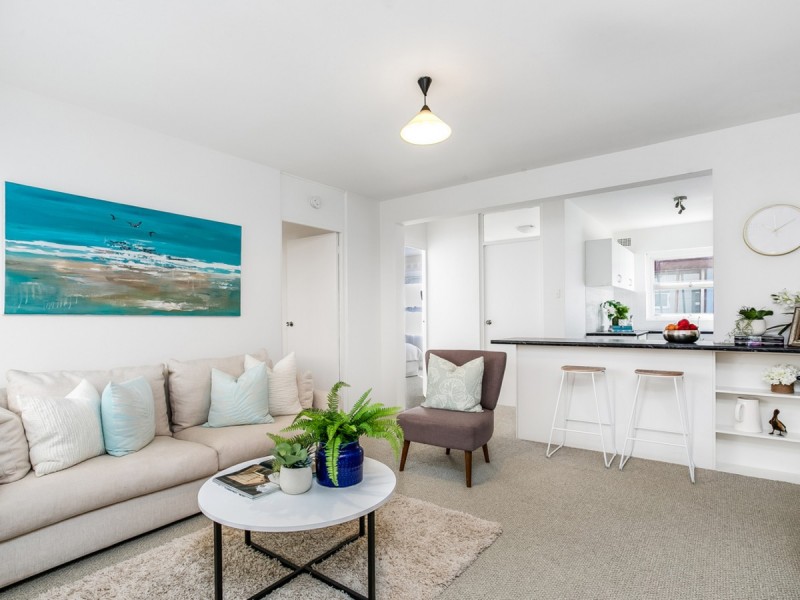 3/37 Surfview Road, Mona Vale NSW 2103