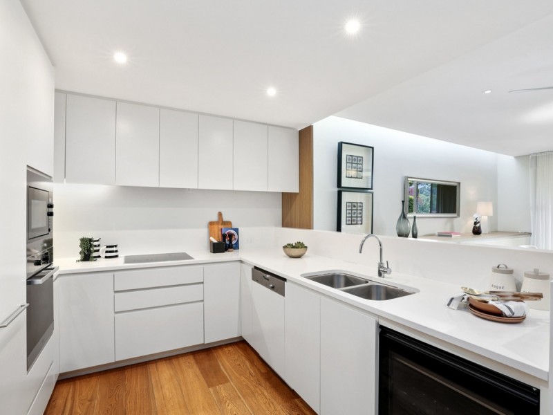 210/102 Darley Street West, Mona Vale NSW 2103