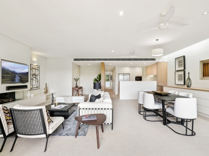 210/102 Darley Street West, Mona Vale NSW 2103