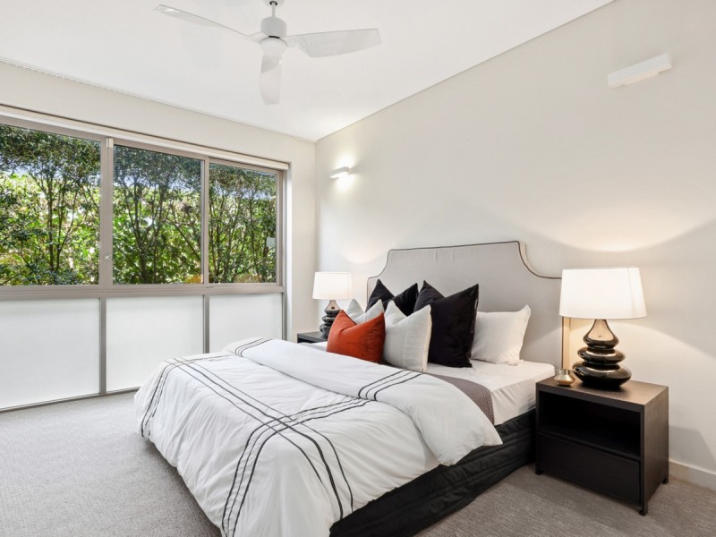 210/102 Darley Street West, Mona Vale NSW 2103