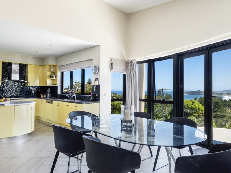 2 Hillcrest Avenue, Mona Vale NSW 2103