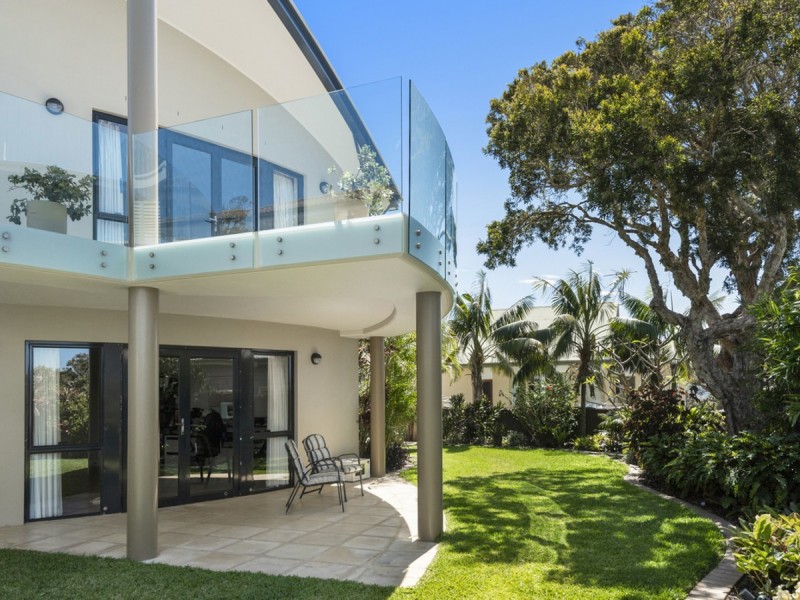 2 Hillcrest Avenue, Mona Vale NSW 2103