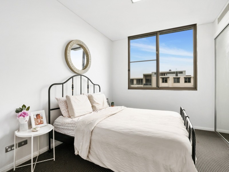 205/7 Mallard Lane, Warriewood NSW 2102