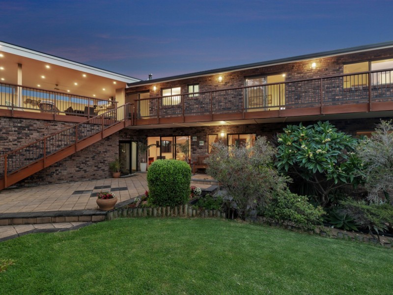 23 Bertana Crescent, Warriewood NSW 2102