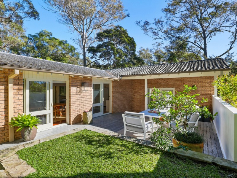 17 Loquat Valley Road, Bayview NSW 2104