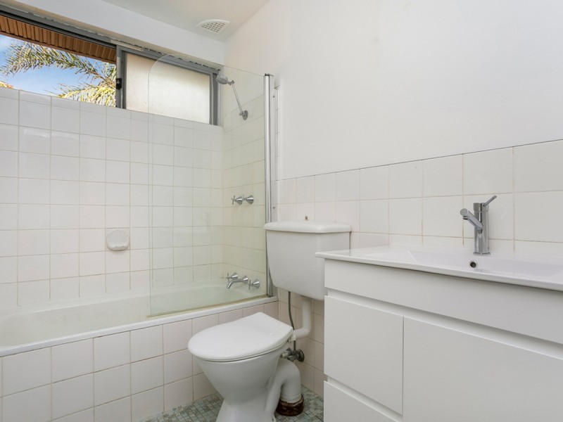 8/62 Surfview Road, Mona Vale NSW 2103