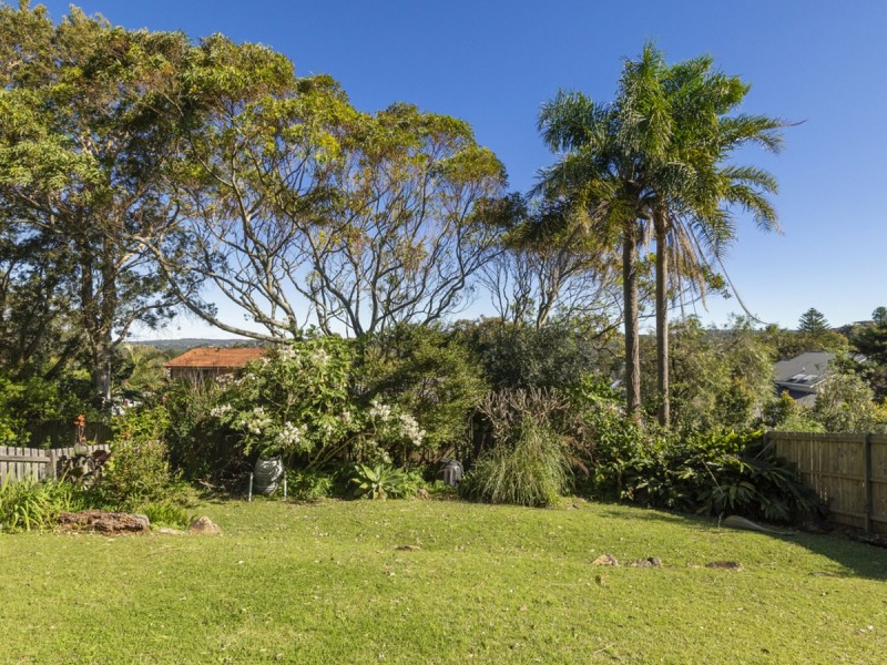 82 Narrabeen Park Parade, Warriewood NSW 2102