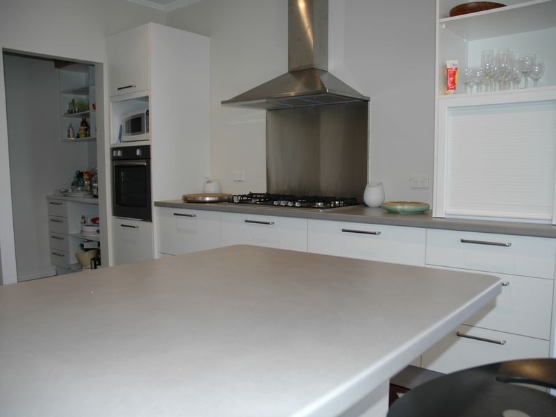 67 NARRABEEN Park Parade, Warriewood NSW 2102