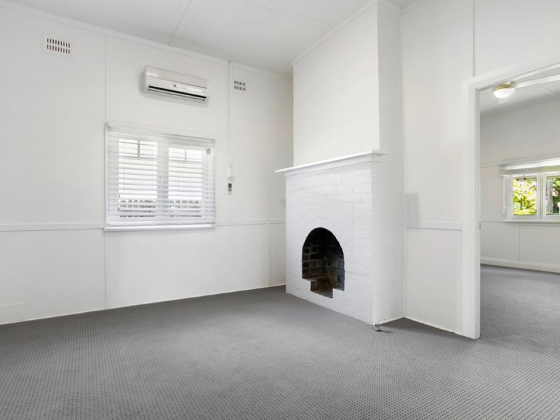 8 Seabeach Avenue, Mona Vale NSW 2103