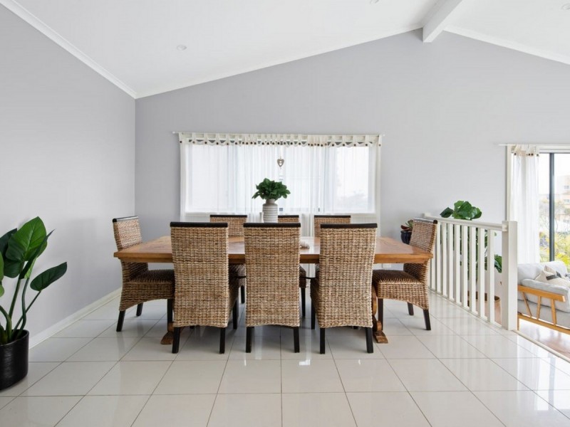 25 Clarke Street, Narrabeen NSW 2101