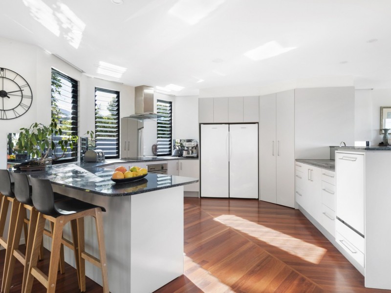 30 Carpenter Crescent, Warriewood NSW 2102