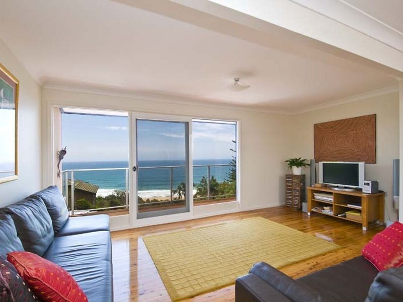 19 Karloo Parade, Newport NSW 2106