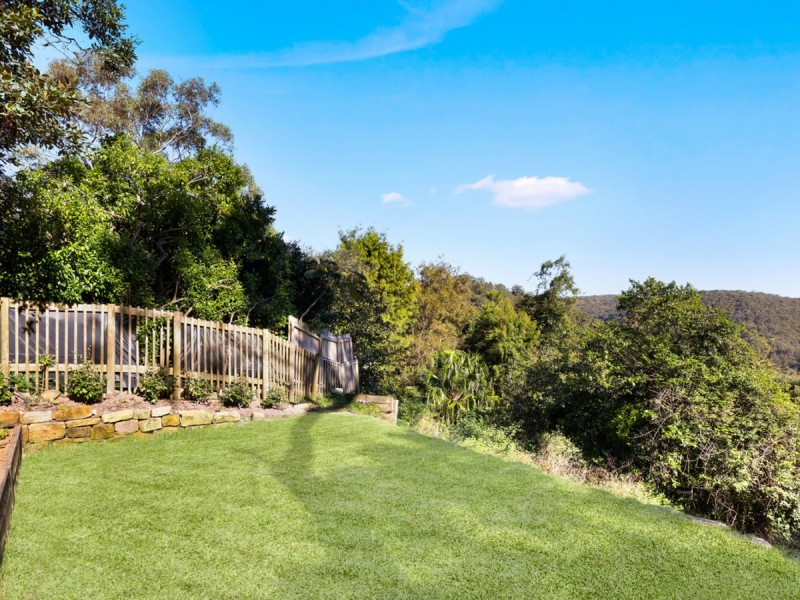 8 Jacquelene Close, Bayview NSW 2104