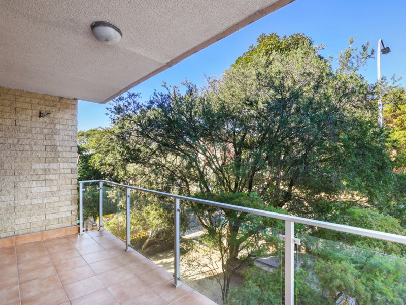 2/100 Oaks Avenue, Dee Why NSW 2099